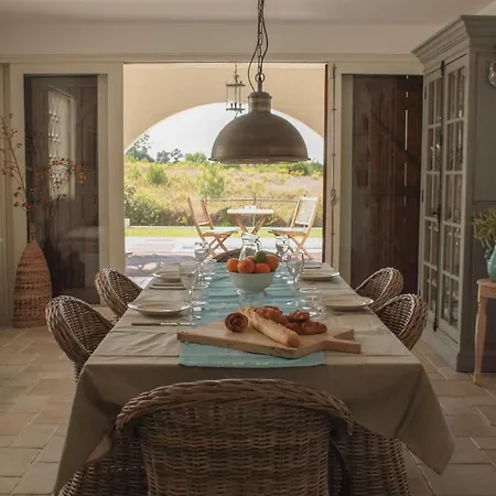 Sleeps 6 Pool Wifi Villa Aldeia do Meco