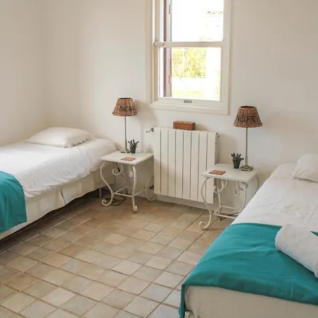 Sleeps 6 Pool Wifi